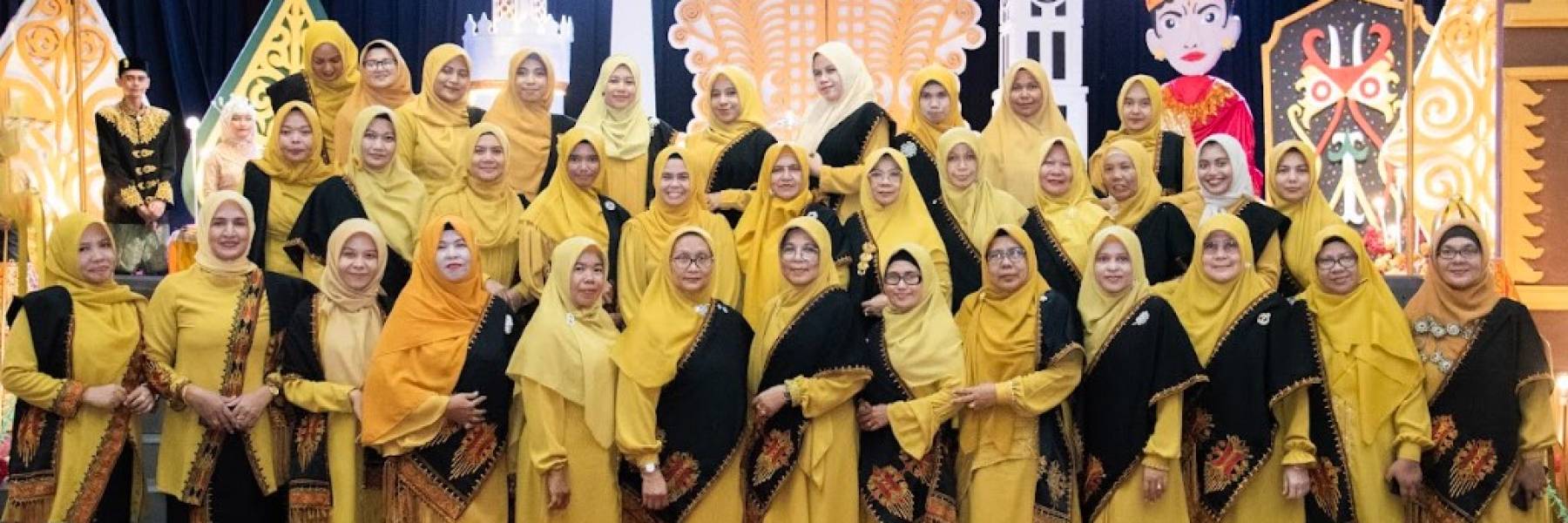 Ibu-Ibu Guru SMPN 1 Banda Aceh