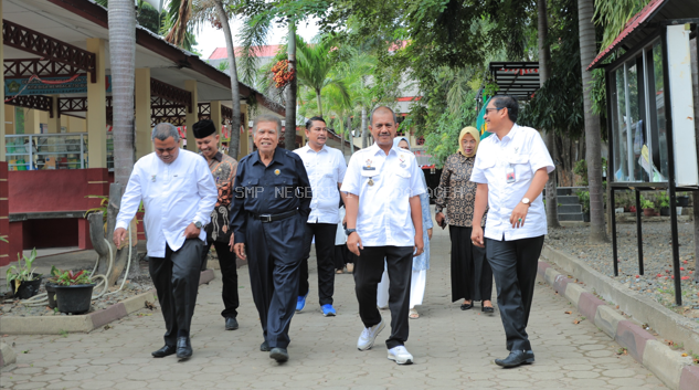 Pj. Wali Kota Banda Aceh Monitoring Pelaksanaan ANBK di SMP Negeri 1 Banda Aceh